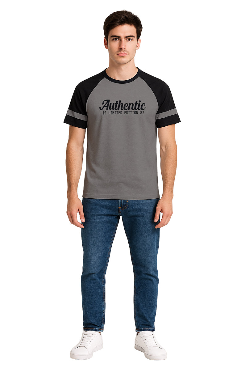 Playera Caballero MC / AUTHENTIC GRIS/NEGRO