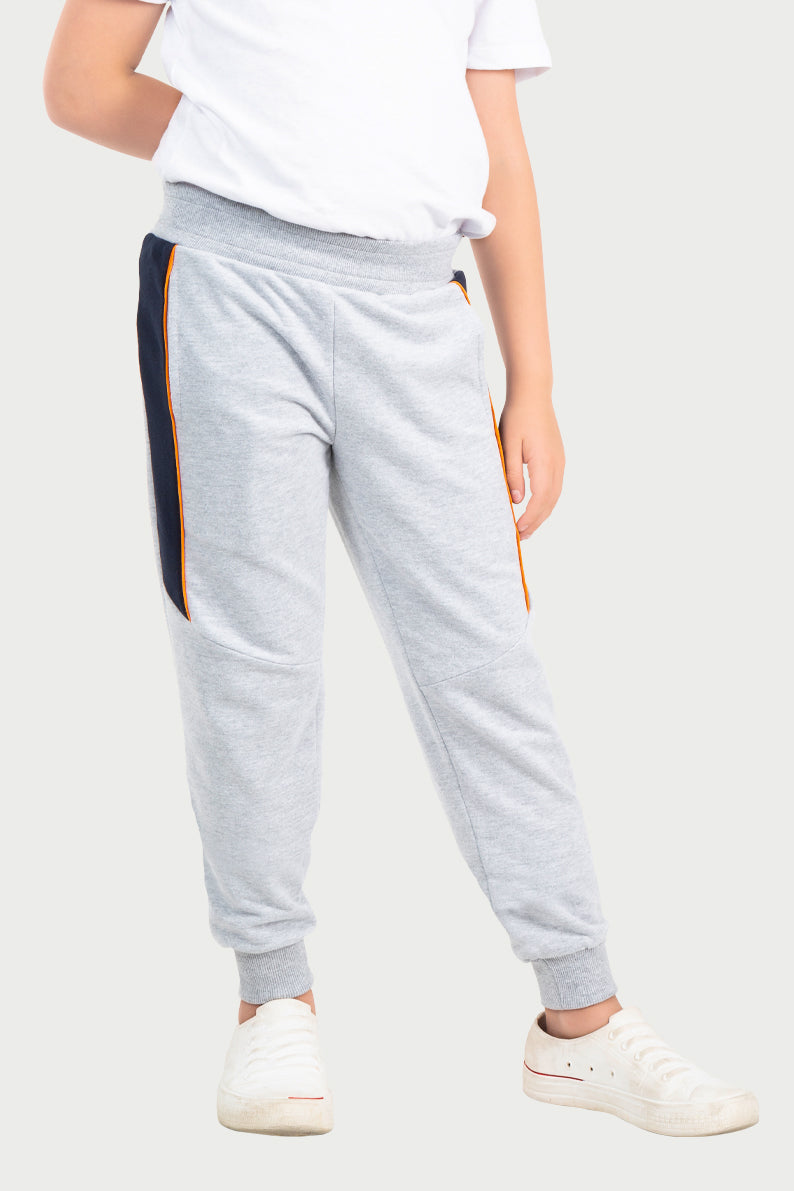 Jogger Niño / LINEA NARANJA (7071691407542)