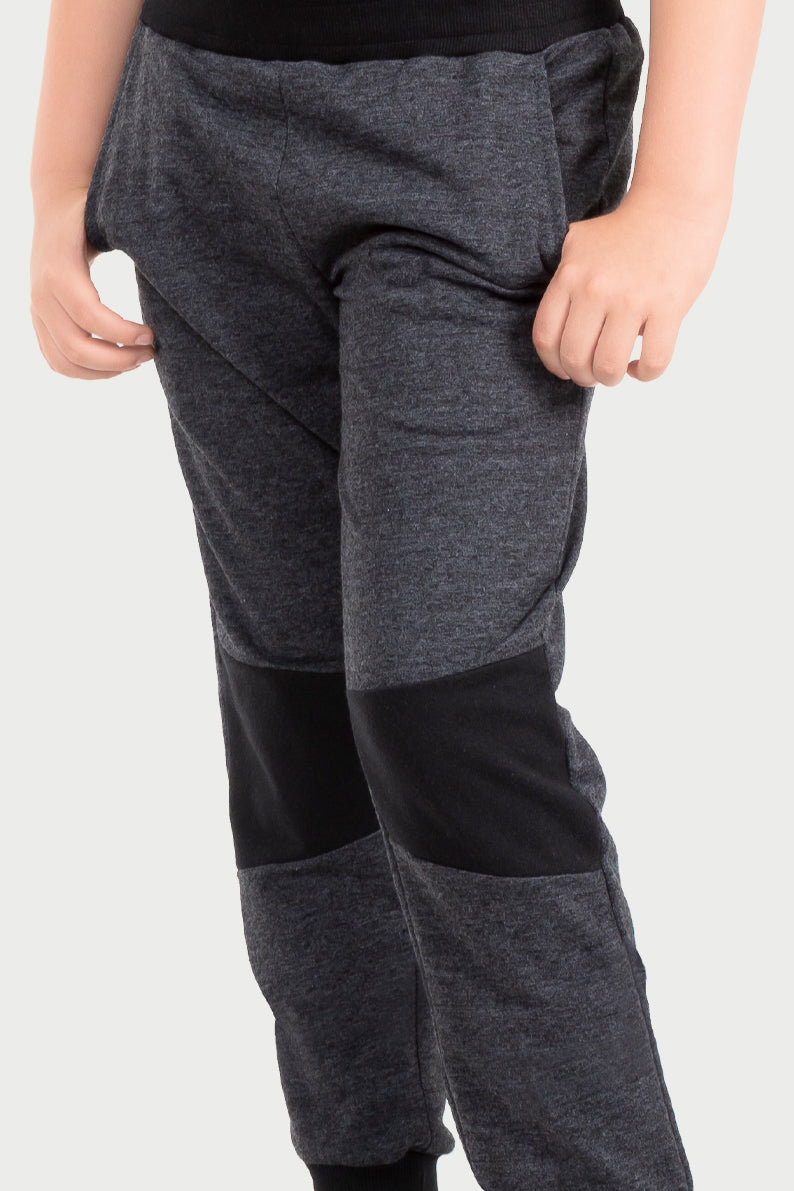 Jogger Niño / RODILLERAS (7071695503542)