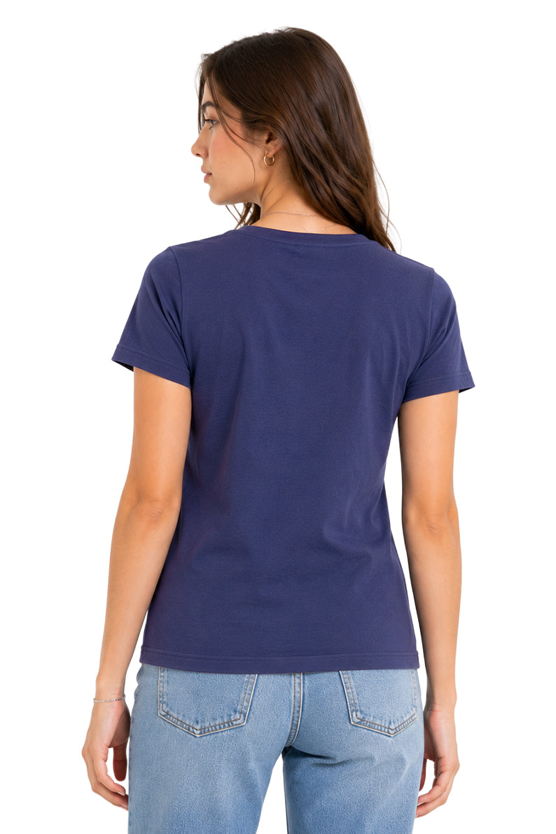 Playera Básica cuello V Skipperblue