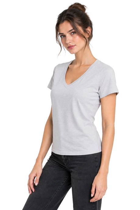 Playera básica Cuello V String